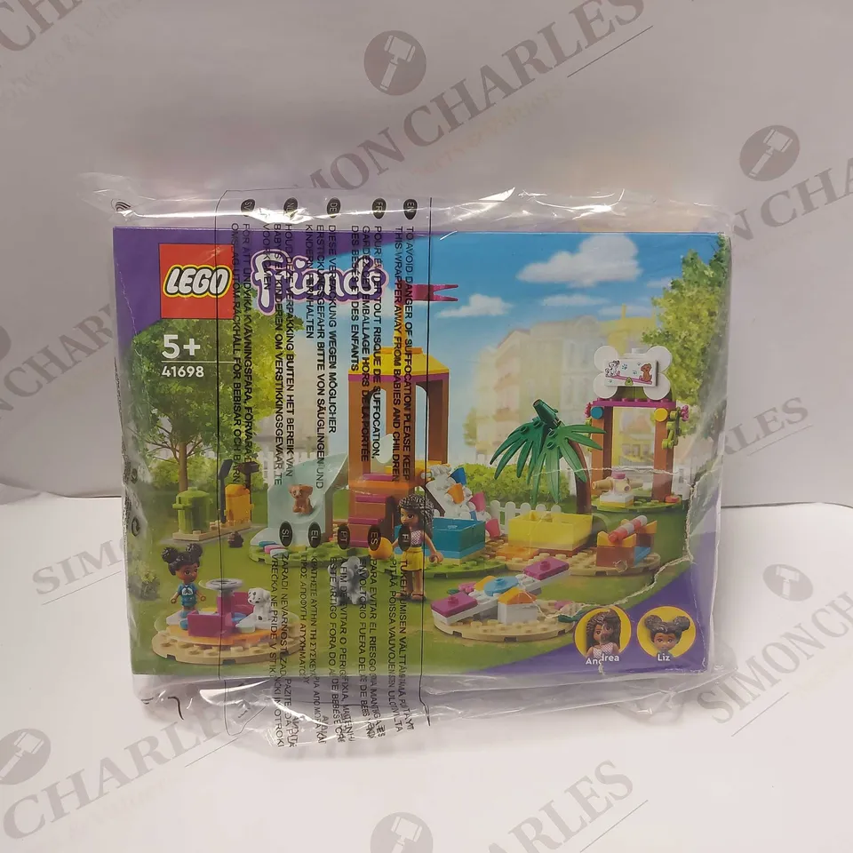 TWO SETS OF LEGO FRIENDS (41681 7+ AND 41698 5+)