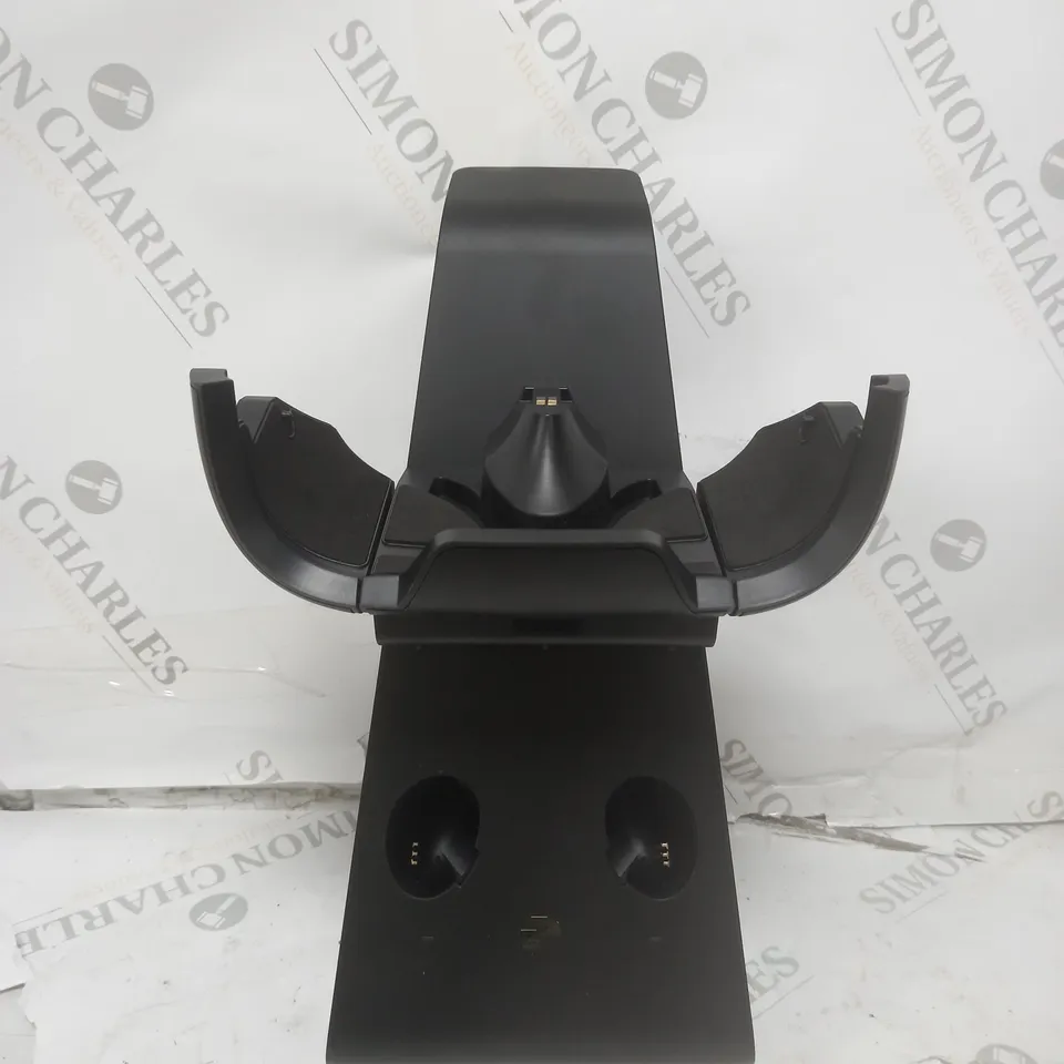 BOXED DAZED CHARGING DOCK FOR OCULUS QUEST 