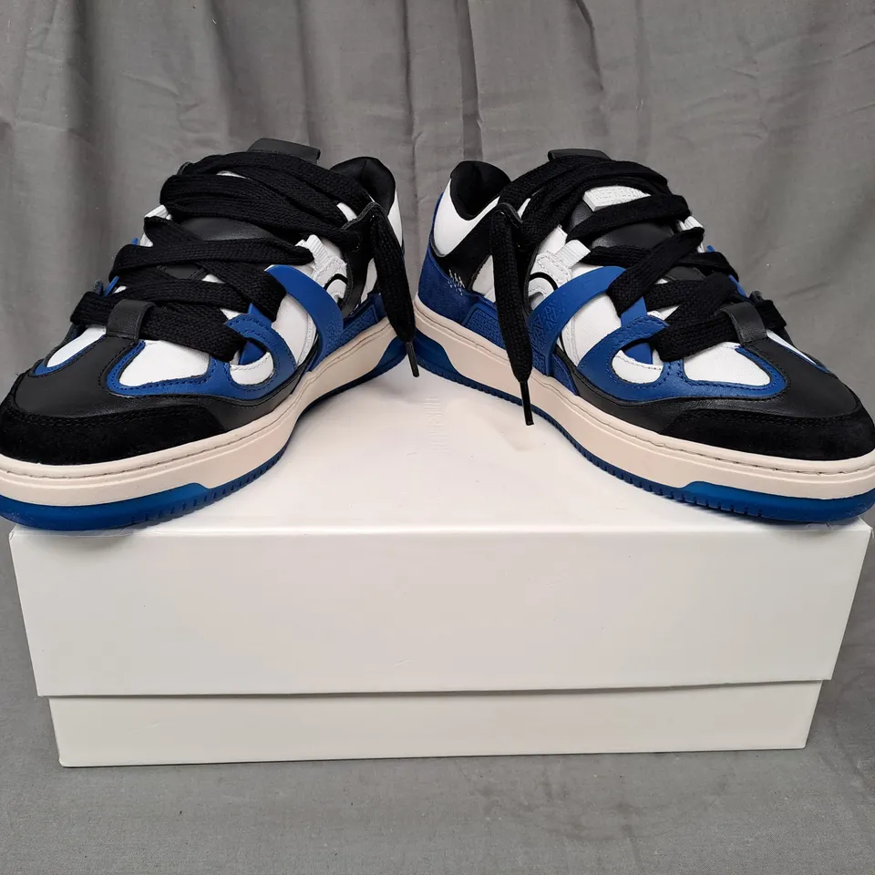 BOXED PAIR OF REPRESENT SHOES IN WHITE/BLACK/COBALT UK SIZE 7.5