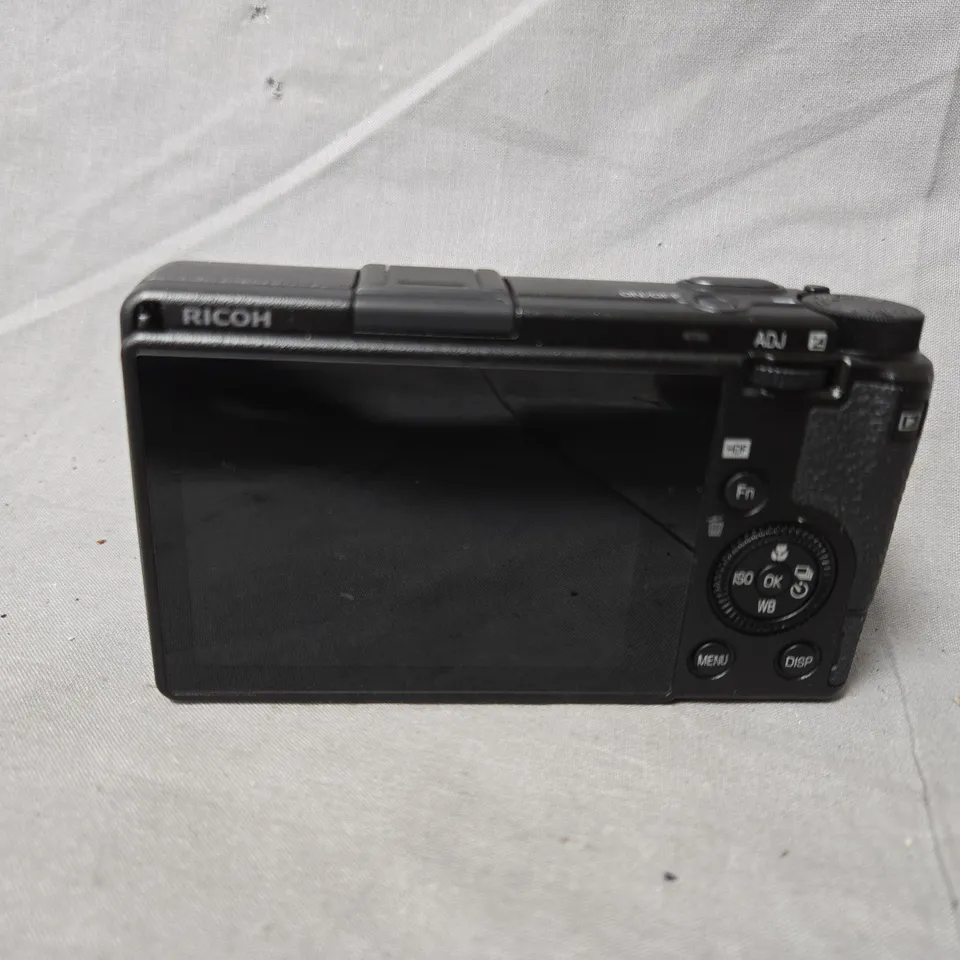 RICOH GR DIGITAL CAMERA – 28MM F/2.8, BLACK