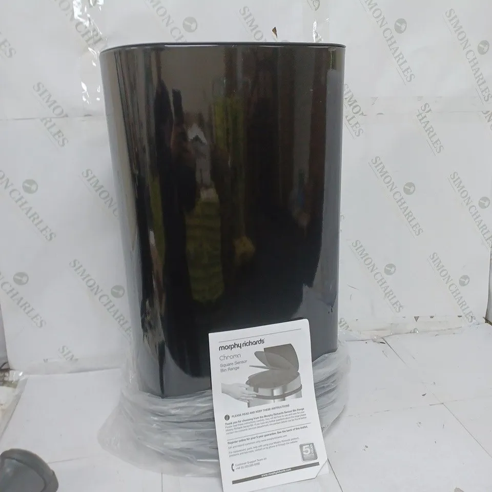 MORPHY RICHARDS CHROMA BLACK 42 LITRE SQUARE SENSOR BIN RRP £49.99
