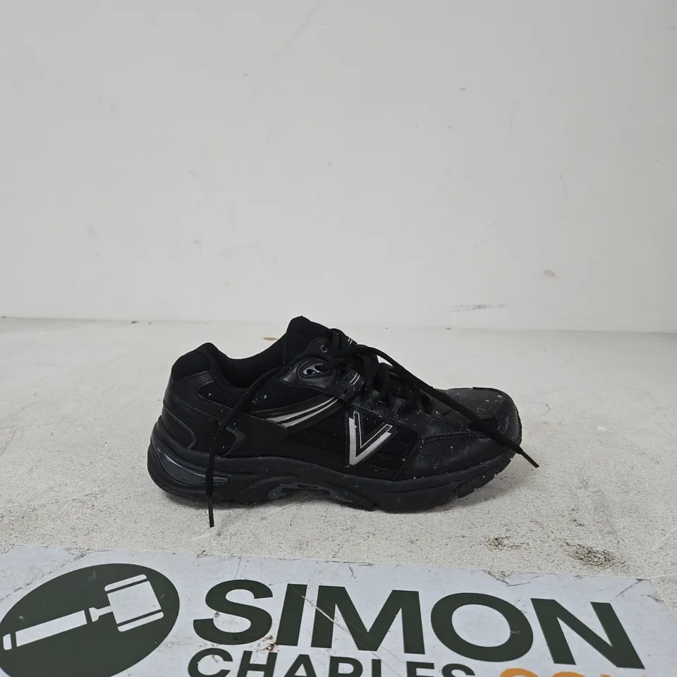 VONICA BLACK ATHLETIC SNEAKERS WITH V LOGO – PAIR, SIZE UK 7