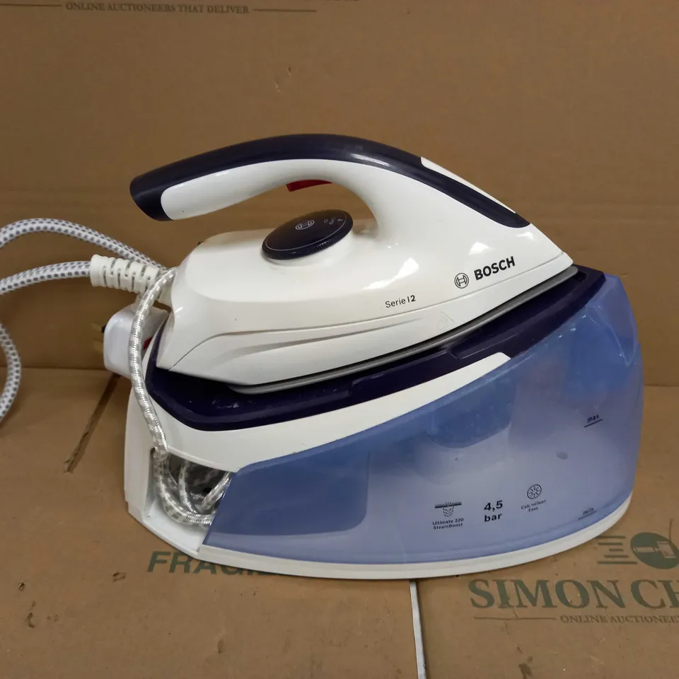 BOSCH SERIES 12 STEAM IRON - WHITE/BLUE 