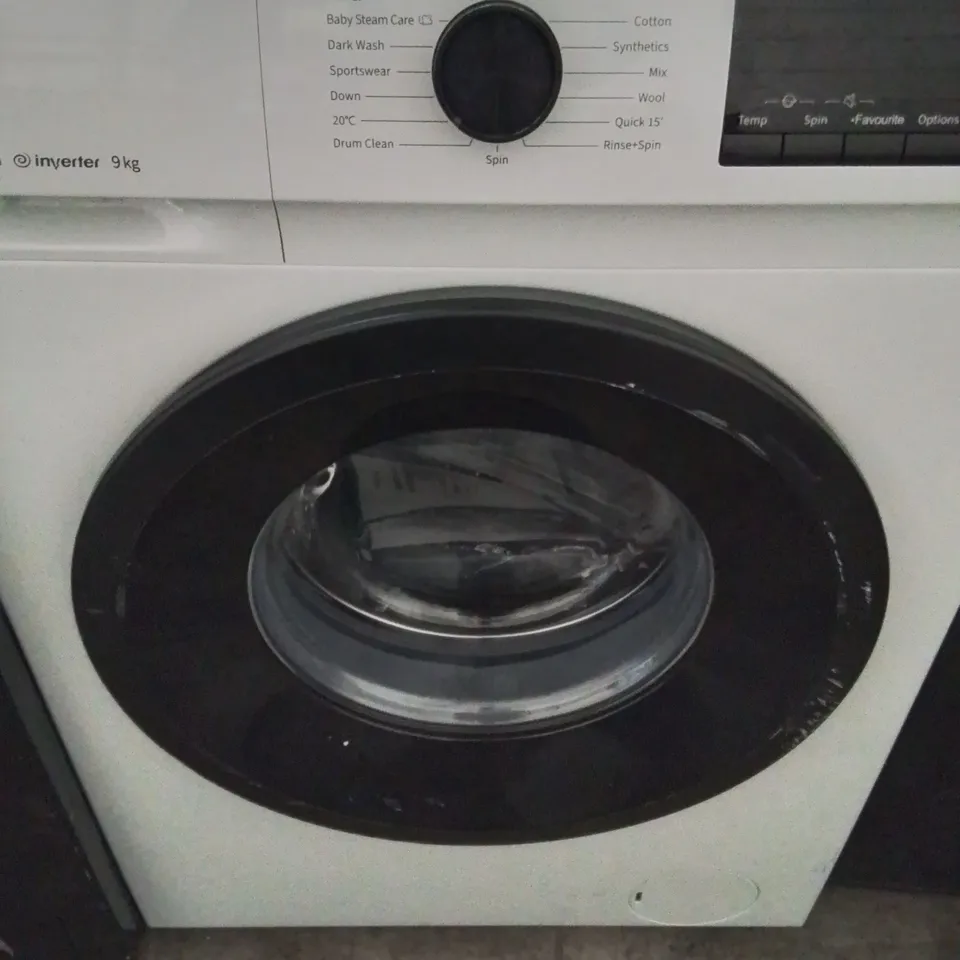 HISENSE 9KG STEAM INVERTER 1400 SPIN WASHING MACHINE IN WHITE 