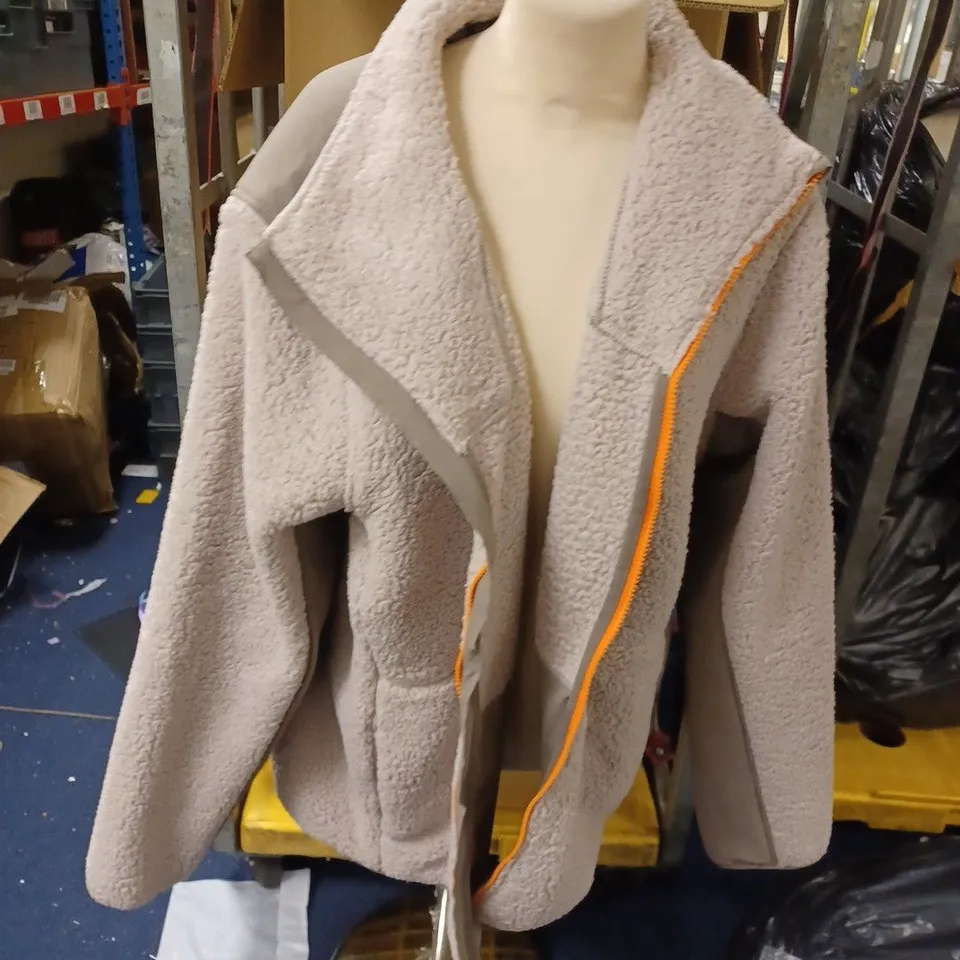 UNDER ARMOUR XXL FLEECE