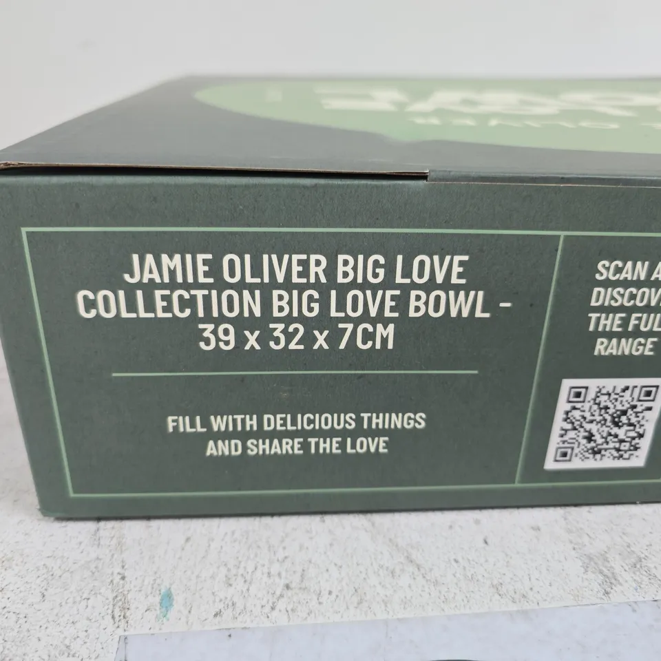 JAMIE OLIVER BIG LOVE BOWL BOXED 39 X 32 X 7CM