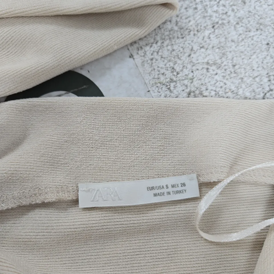ZARA BEIGE KNIT TOP – WOMEN'S, SIZE S (EU/USA S, MEX 26)