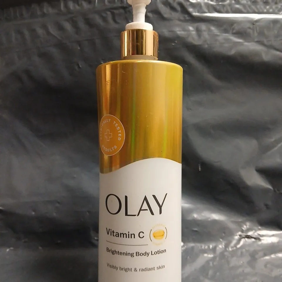OLAY VITAMIN C BRIGHTENING BODY LOTION (502ML)