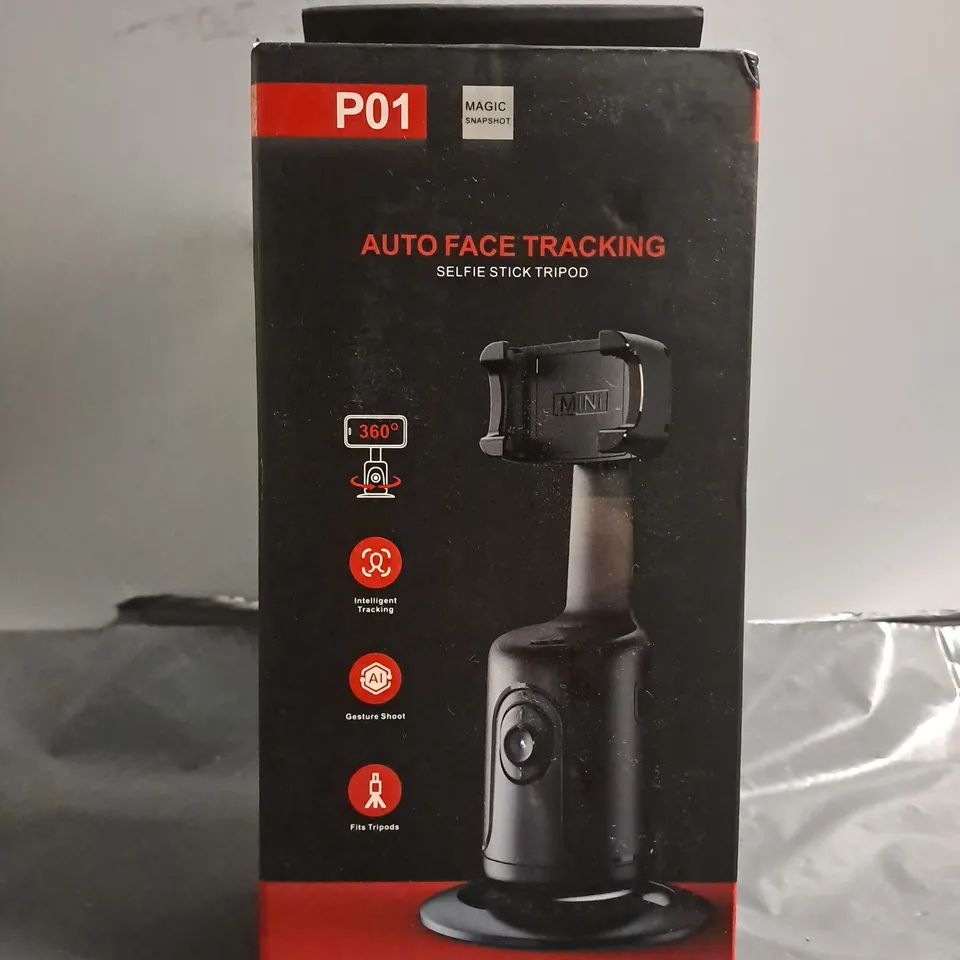 BOXED AUTO FACE TACKING P01 