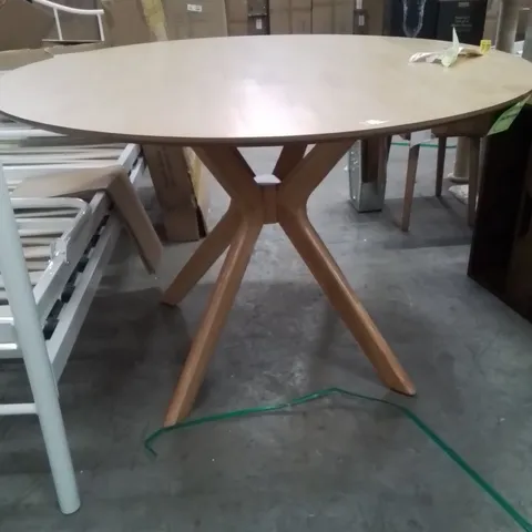 ROUND DINING TABLE