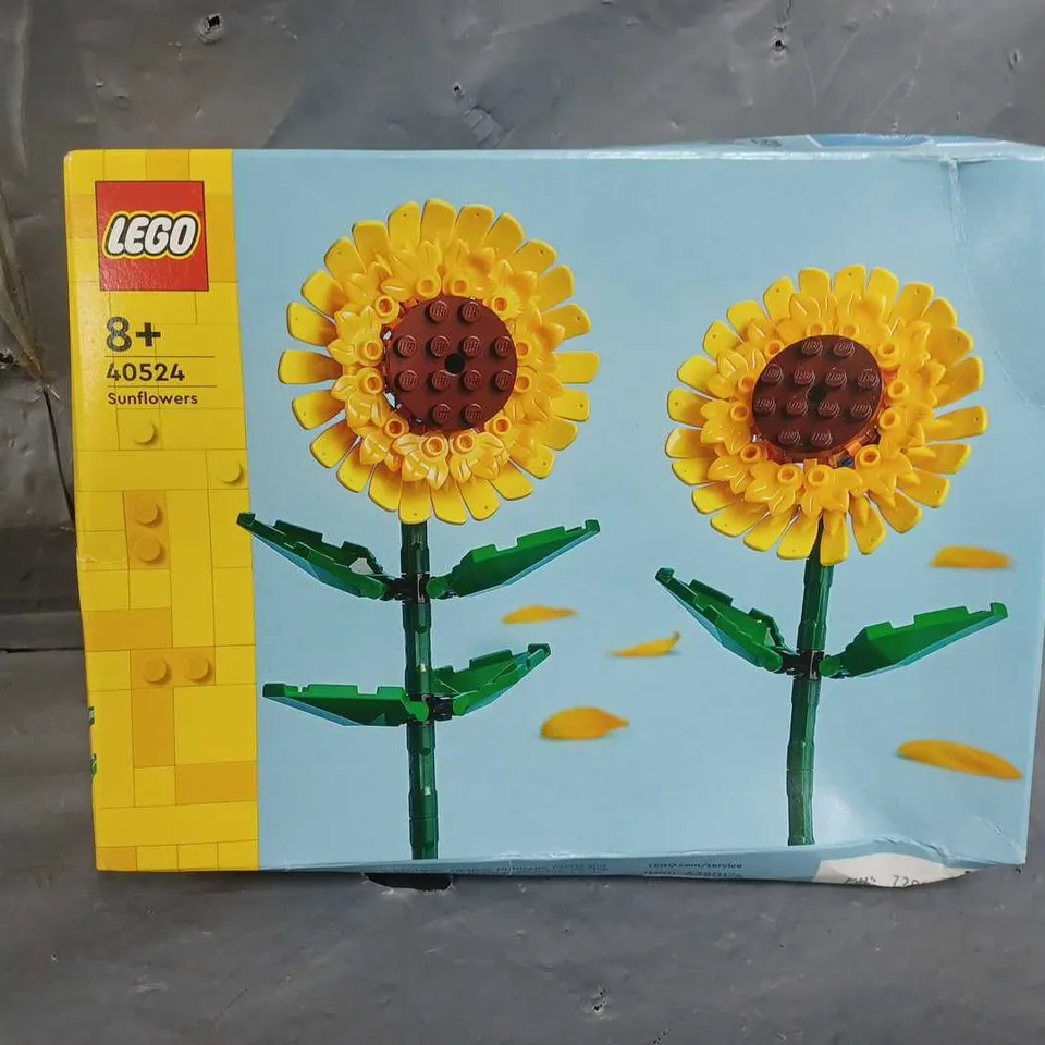 BOXED LEGO SUNFLOWERS - 40524