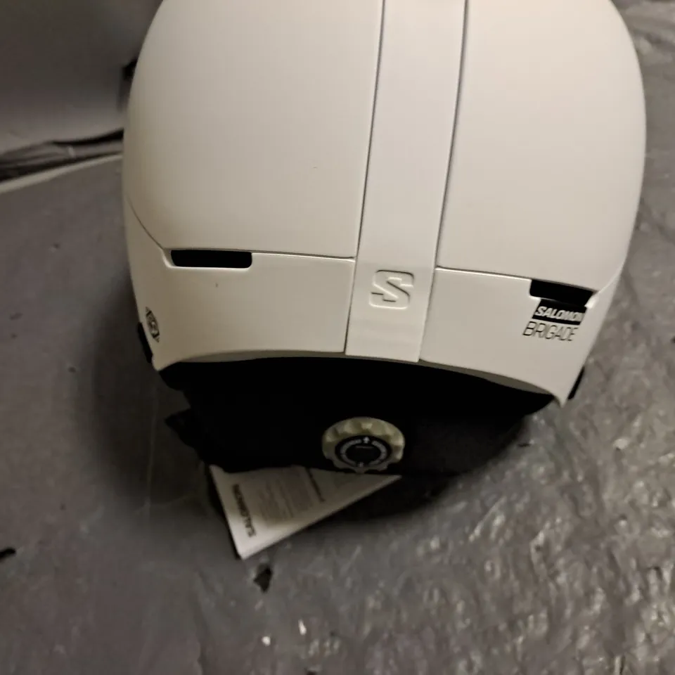 BOXED SALOMON BRIGADE HELMET IN WHITE - M 56/59