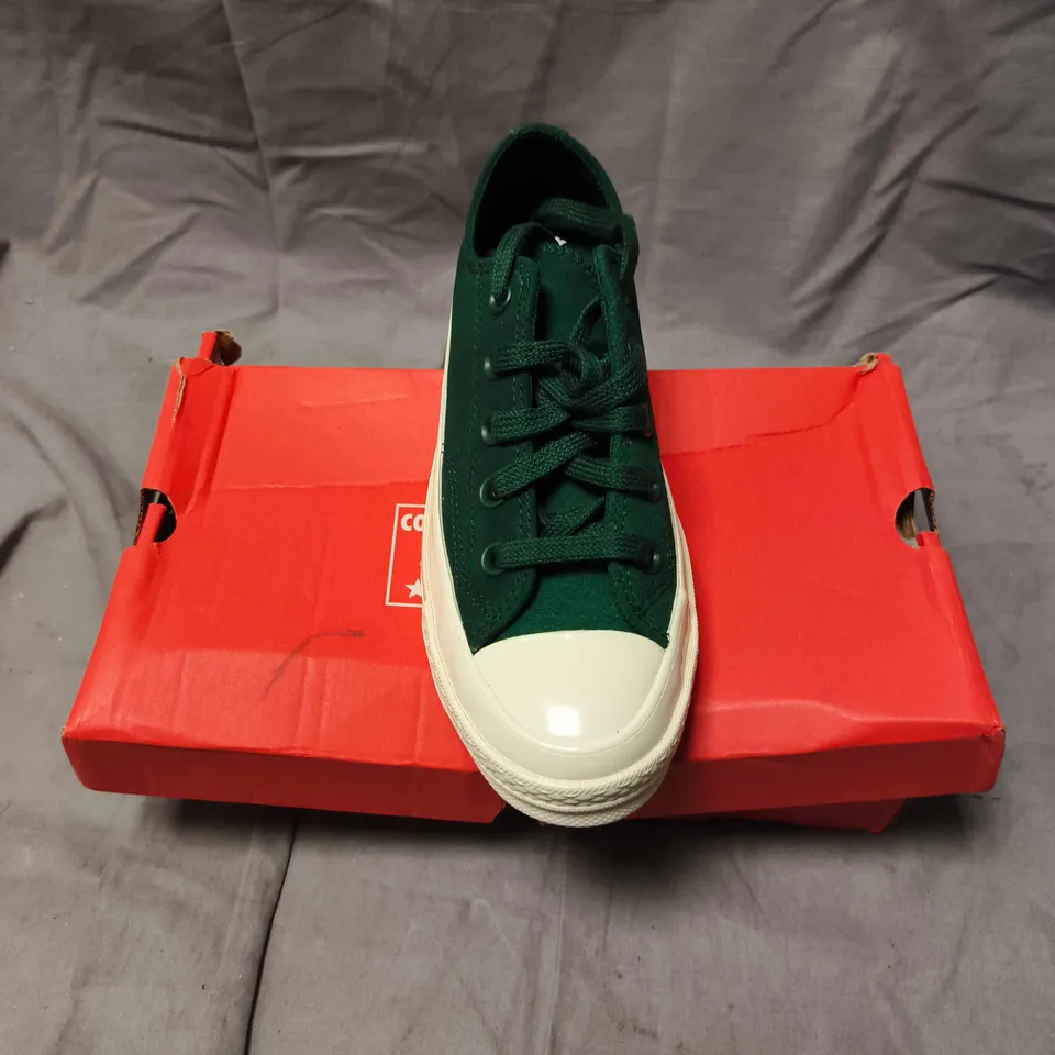 CONVERSE CHUCK 70 TRAINERS IN GREEN - 3