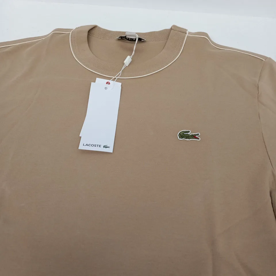 LACOSTE BEIGE CREW NECK T-SHIRT – SIZE M