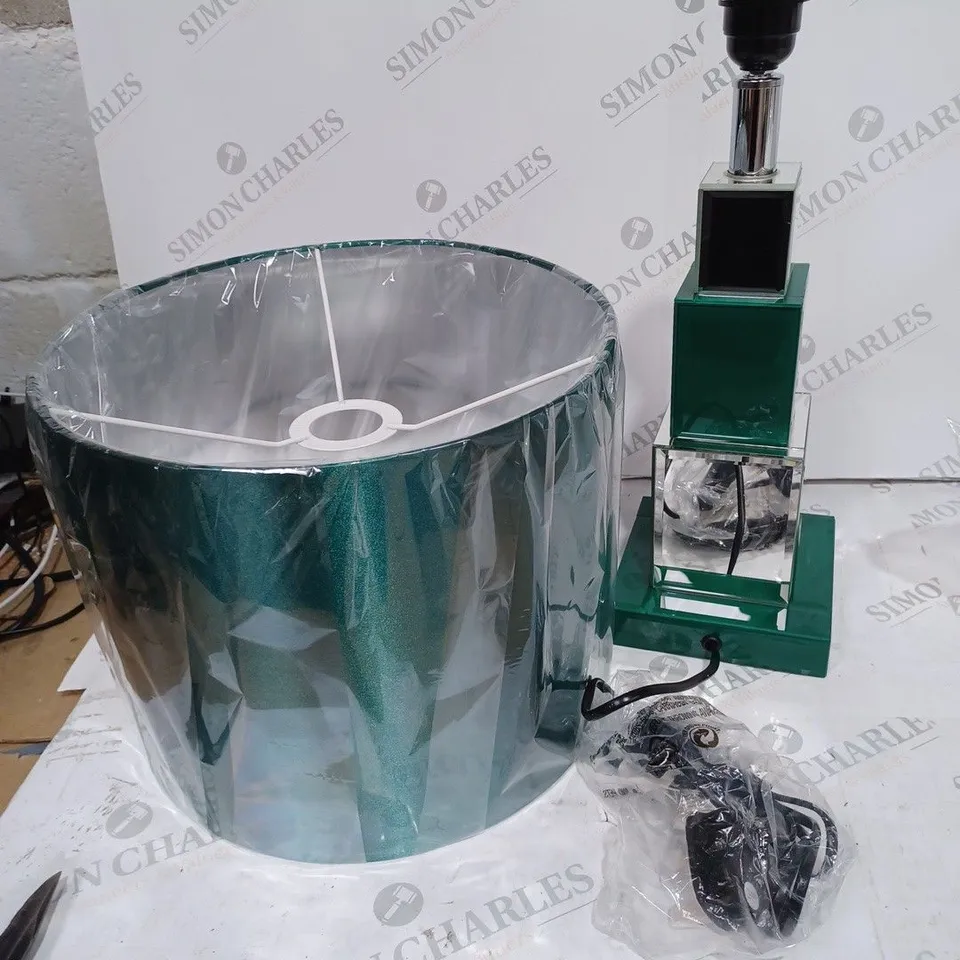 JULIEN MACDONALD TIERED LAMP, GREEN