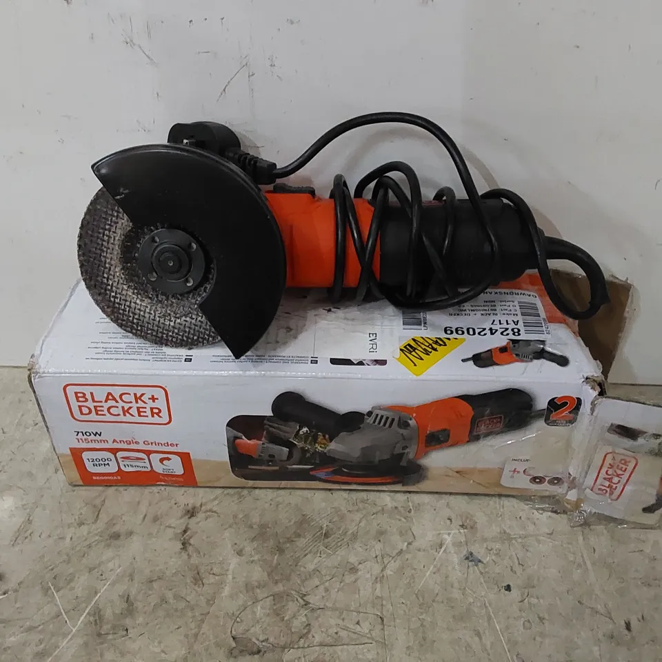 BOXED BLACK + DECKER 710W 115mm ANGLE GRINDER
