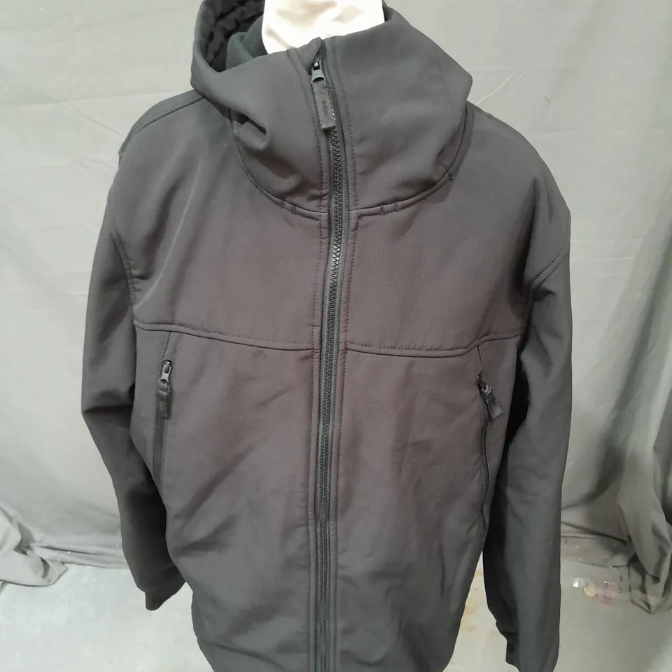 KARRIMOR WATER RESISTANT JACKET IN BLACK SIZE L