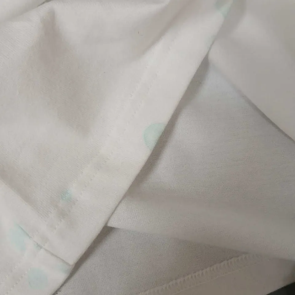 BALENCIAGA WARDROBE UNISEX WHITE T-SHIRT WITH BACK LOGO SIZE M