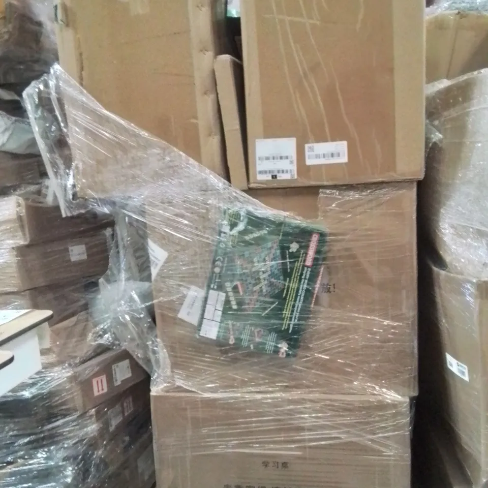 PALLET OF ASSORTED HOUSEHOLD GOODS AND PRODUCTS TO INCLUDE;POP AND HOP GAME,CROSSWORD GAME,GOLF GAME SET UP