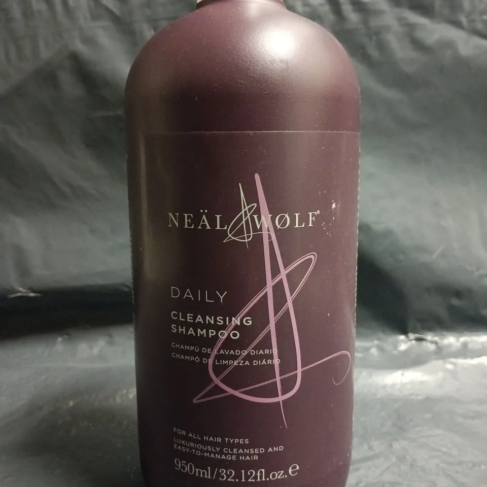 NEAL & WOLF DAILY CLEANSING SHAMPOO (950ML)