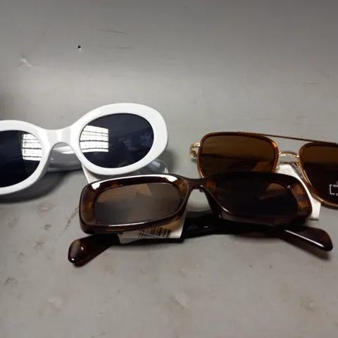 APPROXIMATELY 10 ASSORTED GLASSES/SUNGLASSES IN VARIOUS DESIGNS