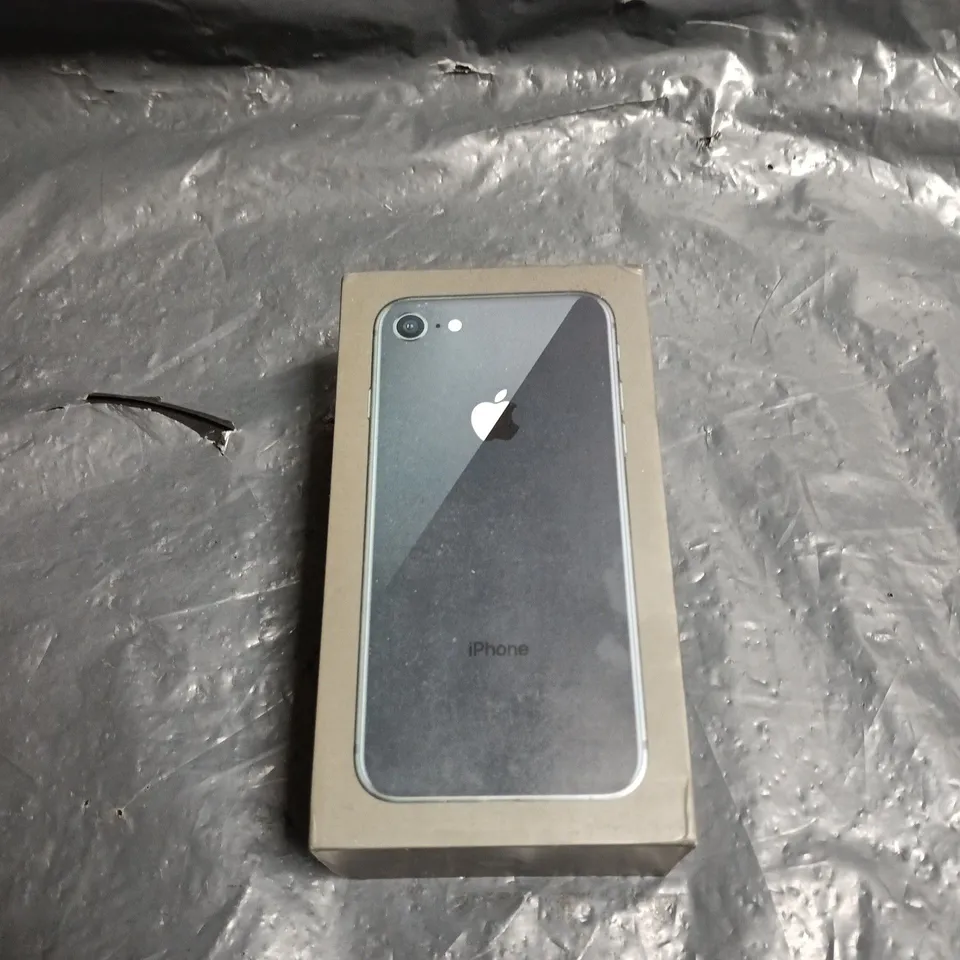 APPLE IPHONE 8 64GB SPACE GREY – BOXED 