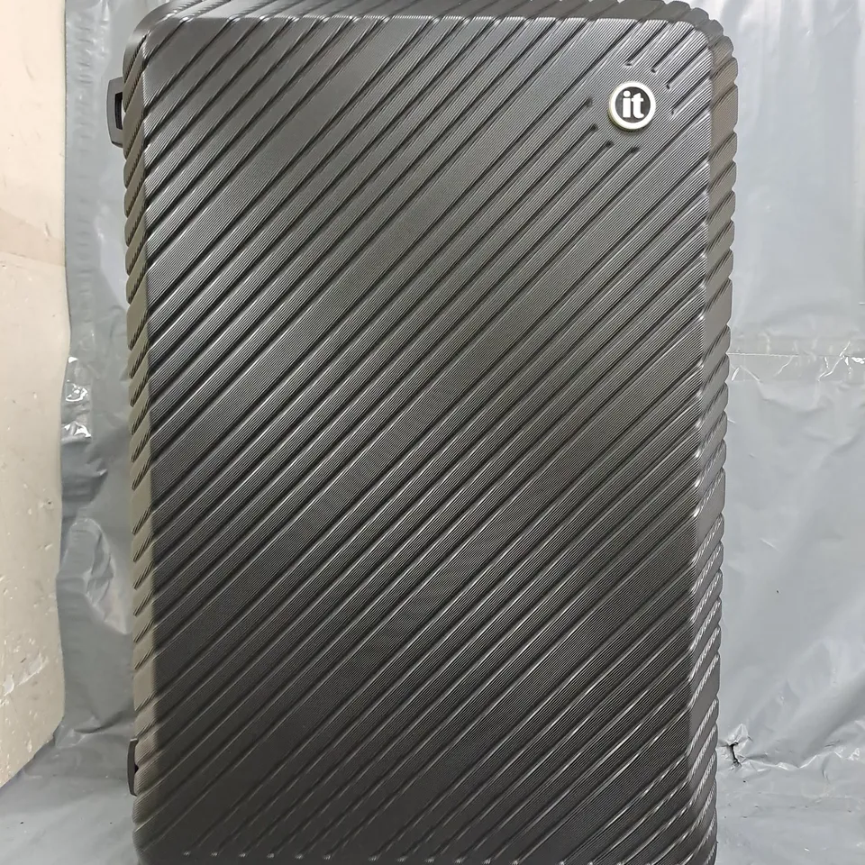 RECLINE BLACK 3PC SUITCASE SET