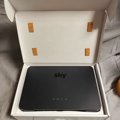 SKY BROADBAND HUB ROUTER β BOXED (ORIGINAL PACKAGING)