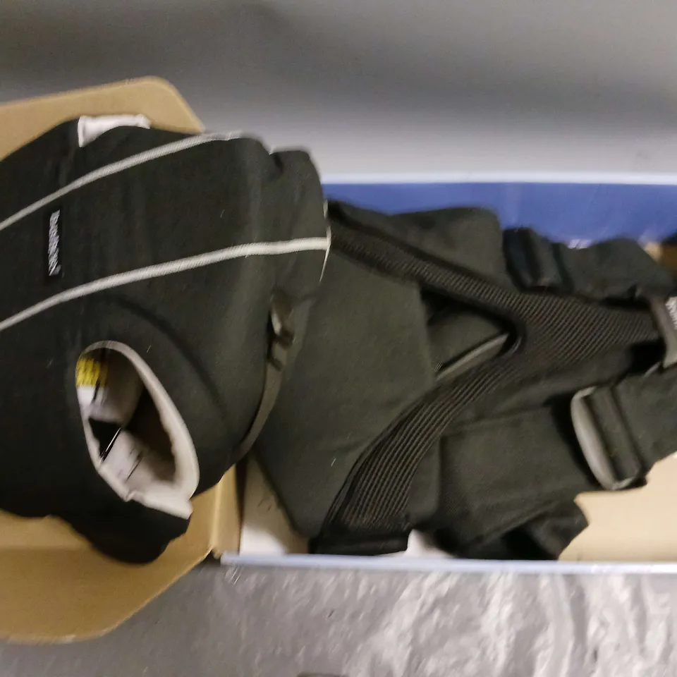 BOXED BABY BJORN BABY CARRIER MIRACLE
