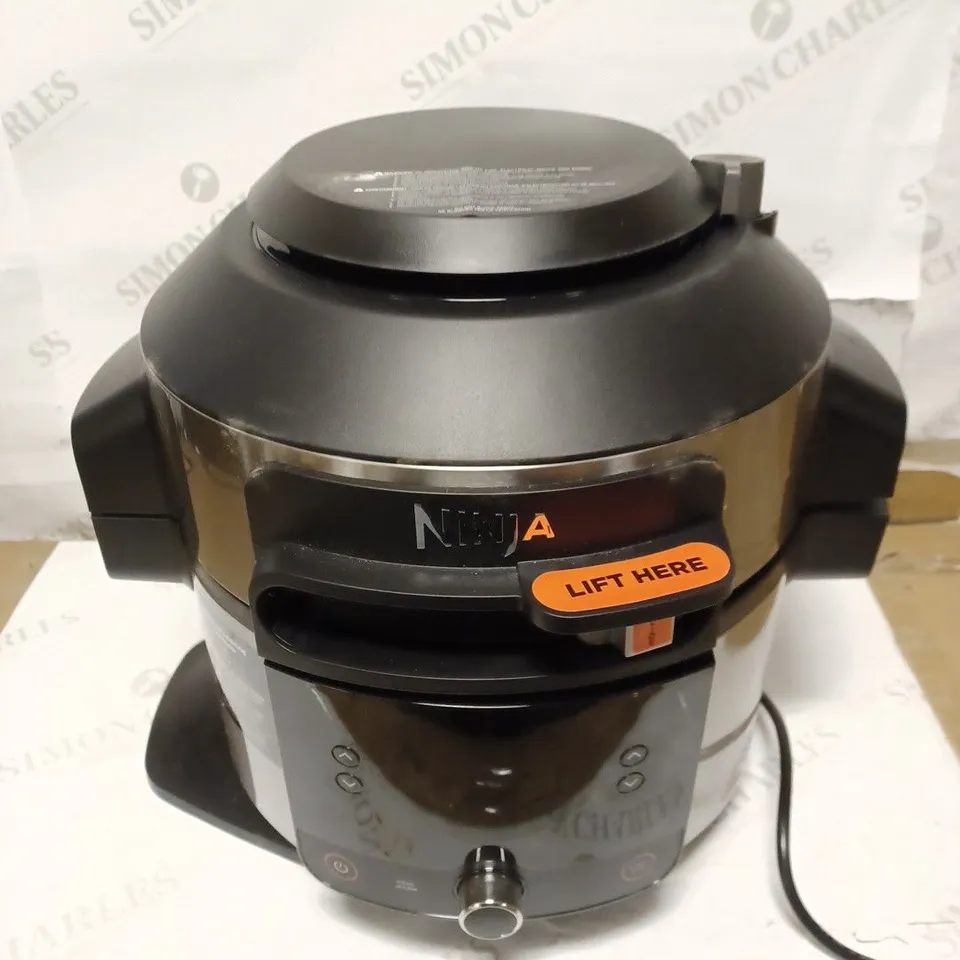 NINJA FOODI SMARTLID MULTI-COOKER