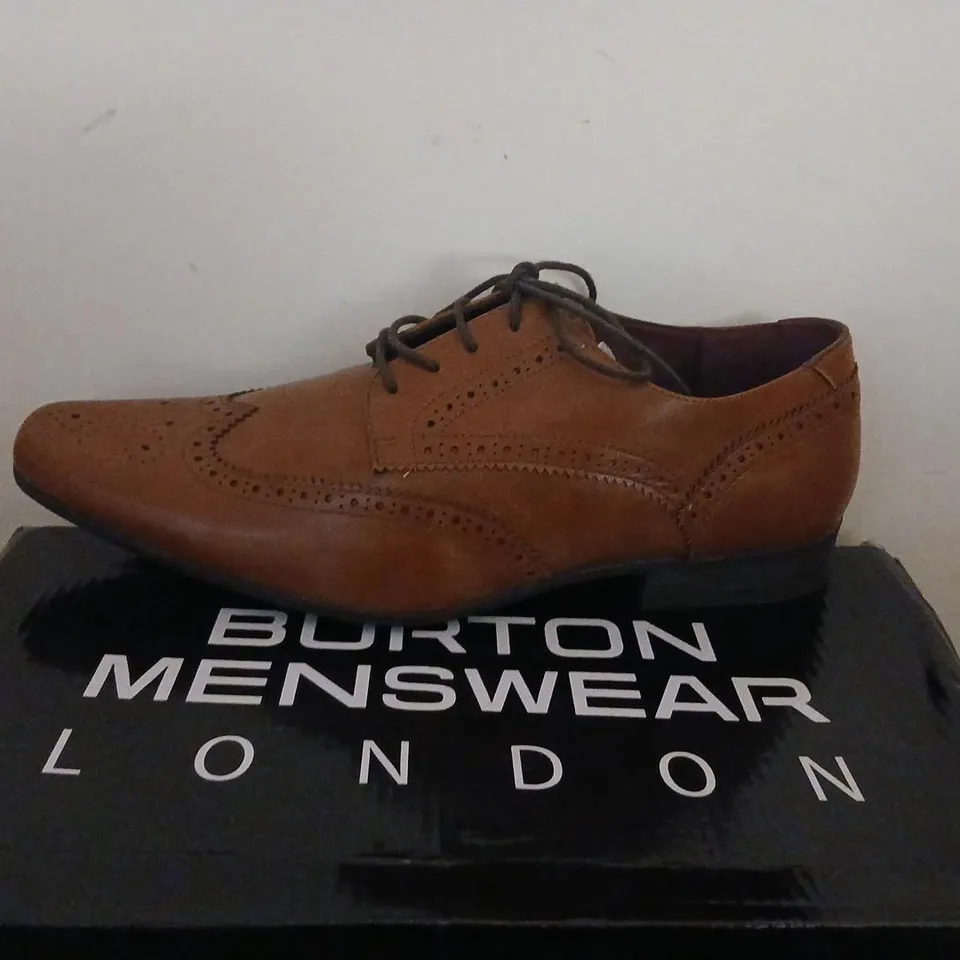 BURTON MENSWEAR LONDON BROWN LEATHER BROGUES – MEN'S SHOES SIZE 9