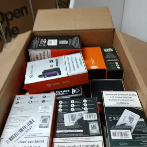 BOX OF APPROXIMATELY 30 GEEK VAPE ECIGS