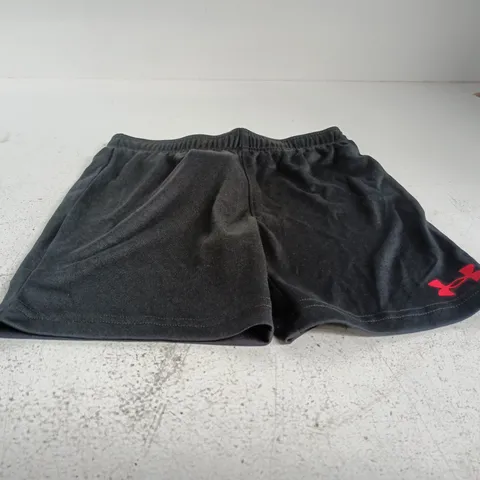 BLACKE UNDER ARMOUR SHORTS AGE 4 - 5