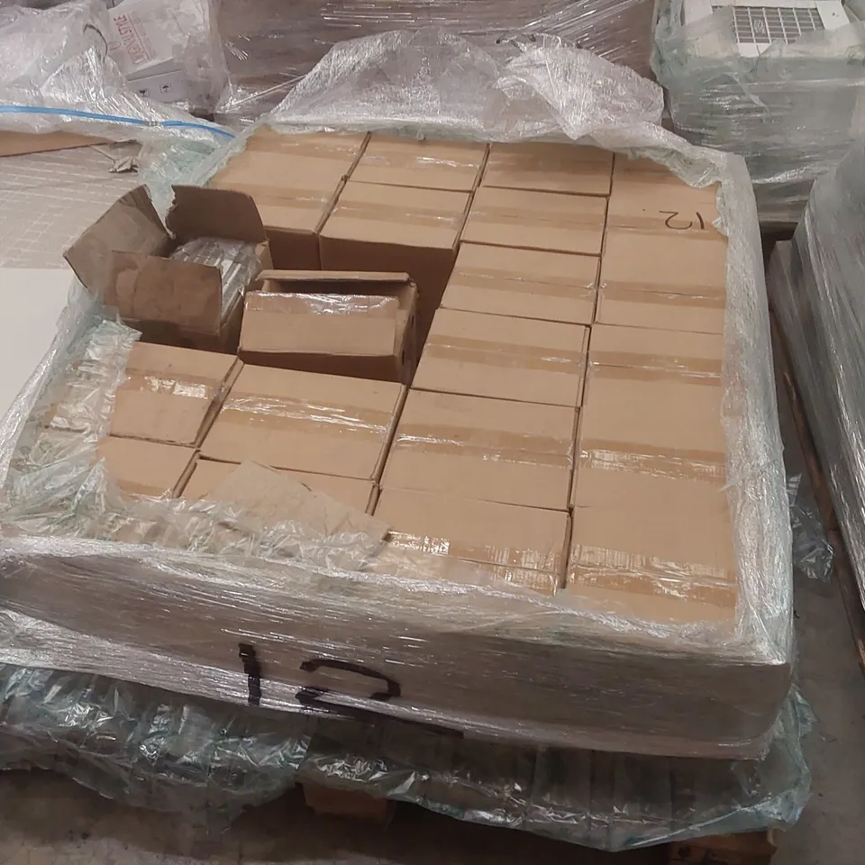 PALLET CONTAINING APPROXIMATELY 194x ODYSSEY VALENTINA ENCAUSTIC TILES - 20 x 20cm