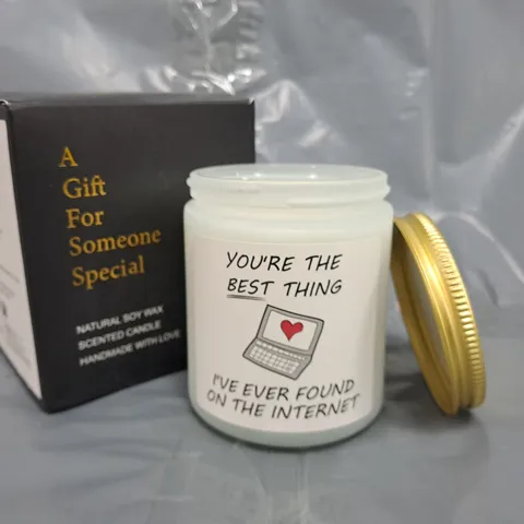 UNBRANDED SCENTED CANDLE