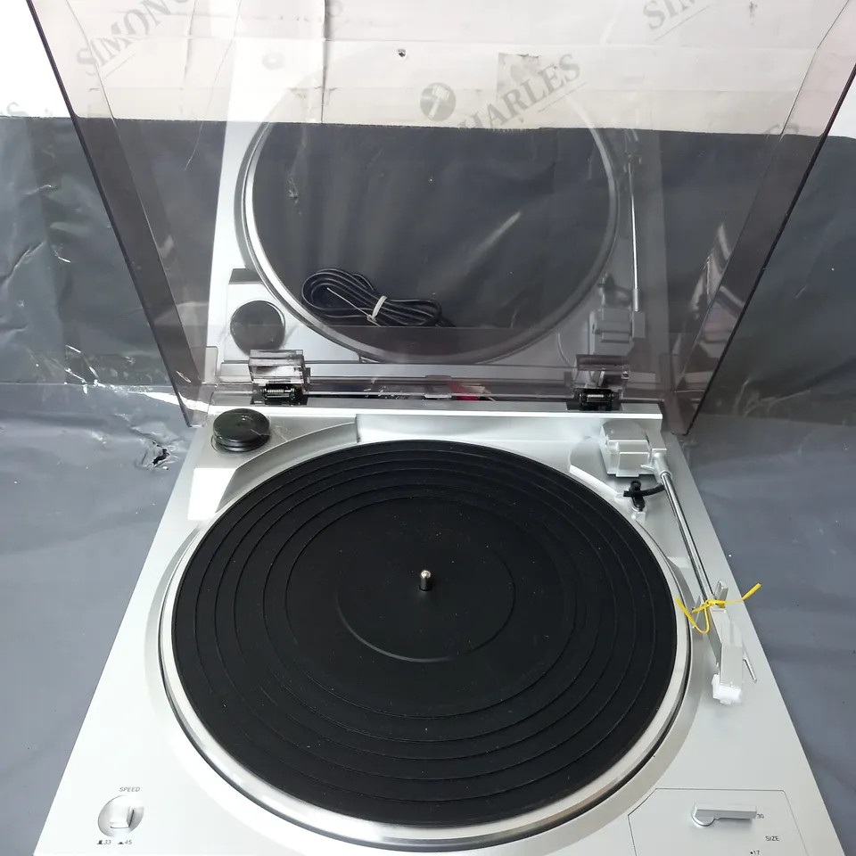 DENON DP29F SILVER TURNTABLE RRP £119