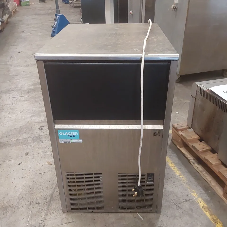 CLEAR COOL GLACIER ICE COMMERCIAL ICE MAKER