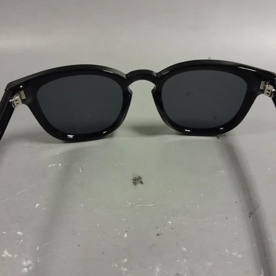 BOXED PAIR OF MELLER BLACK FRAMED GLASSES