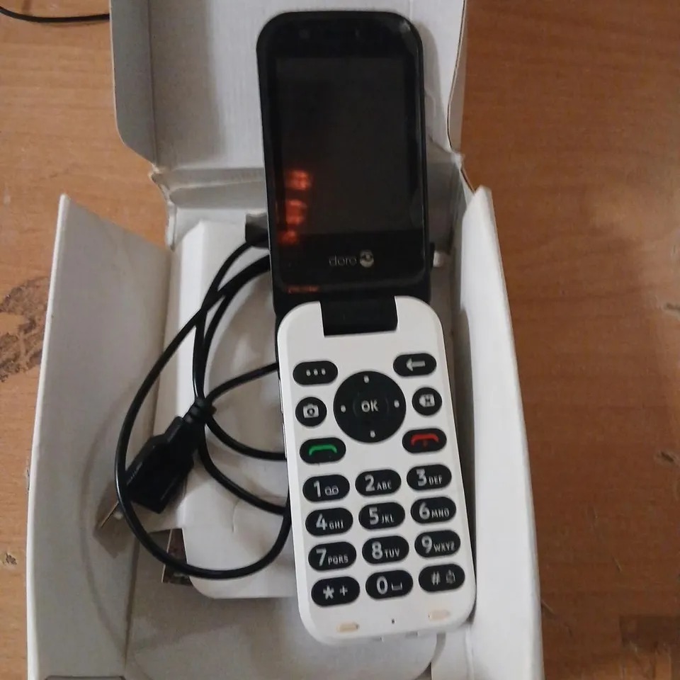 DORO 7030 MOBILE PHONE - BLACK, BOXED