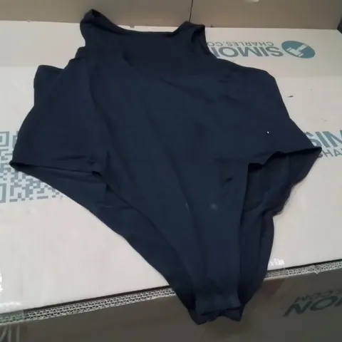 BOXED BRAND NEW APPROXIMATELY 25 SIMPLY BE RACER BODYSUIT BLZCK SIZE 26