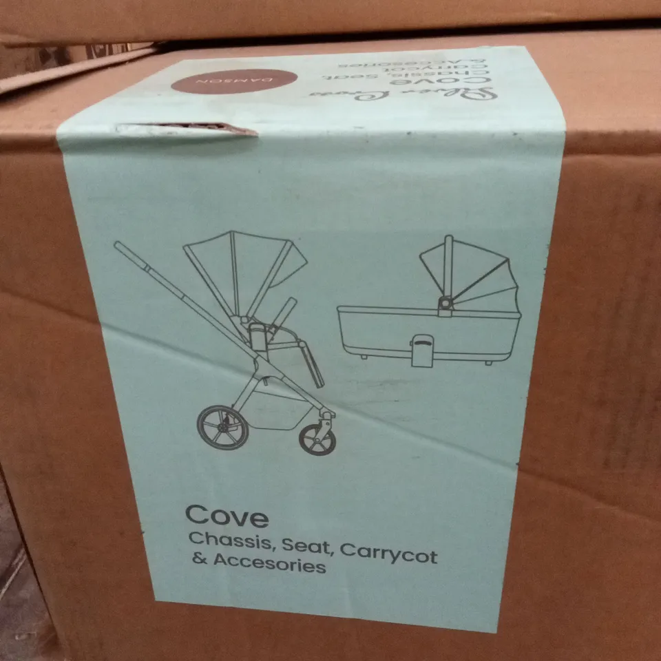 BOXED SILVER CROSS COVE STROLLER & CARRY COT IN DAMSON, WITH SILVER CROSS GLIDE PLUS 360 CAR SEAT AND I-SIZE BASE, ACCESSORIES INCLUDED (4 PARTS)