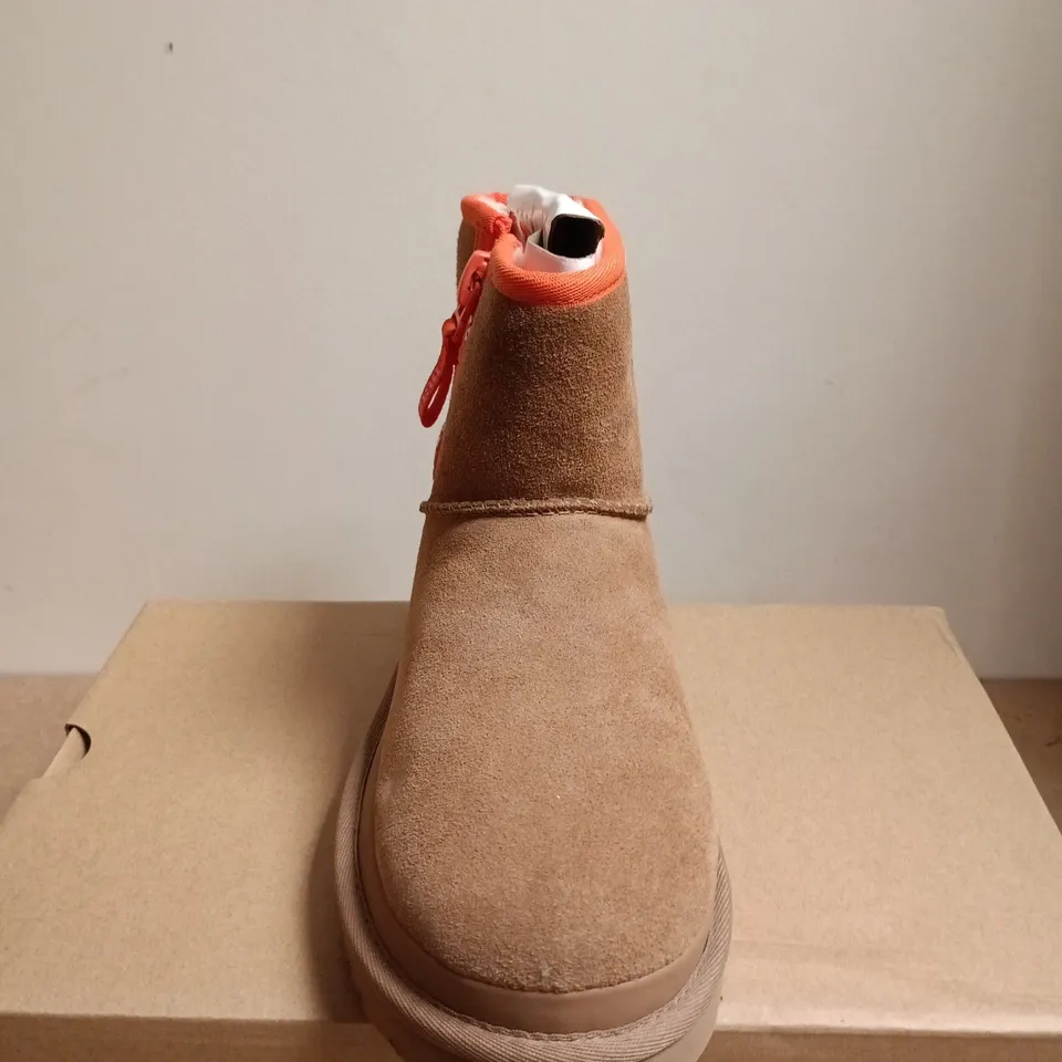 BOXED PAIR OF UGG TASMAN GTX WOMEN'S SUEDE ANKLE BOOTS –UK SIZE 6