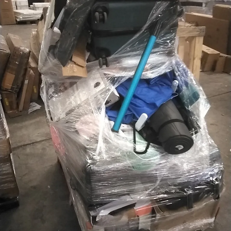 PALLET OF ASSORTED HOUSEHOLD GOODS AND PRODUCTS TO INCLUDE;AIRFRYERS, COOLING MATS, FANS, SUITCASE ETC
