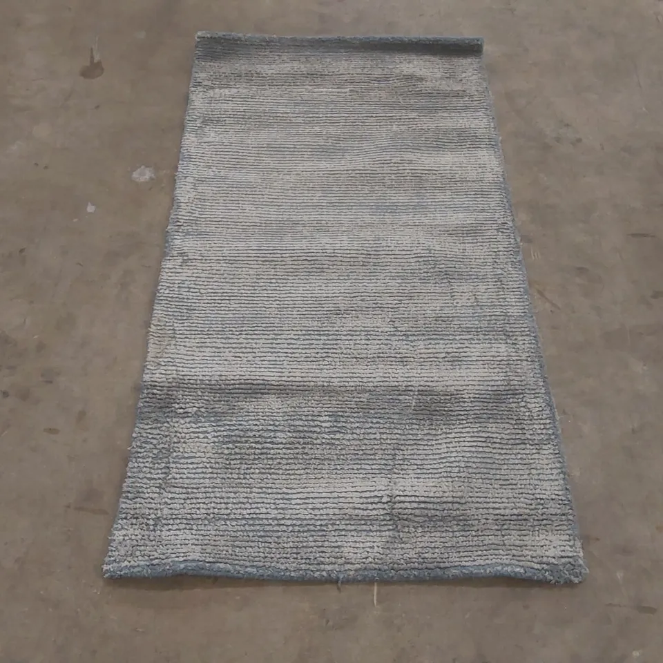 QUALITY DESIGNER AREA RUG - APPROXIMATELY 155 x 82cm