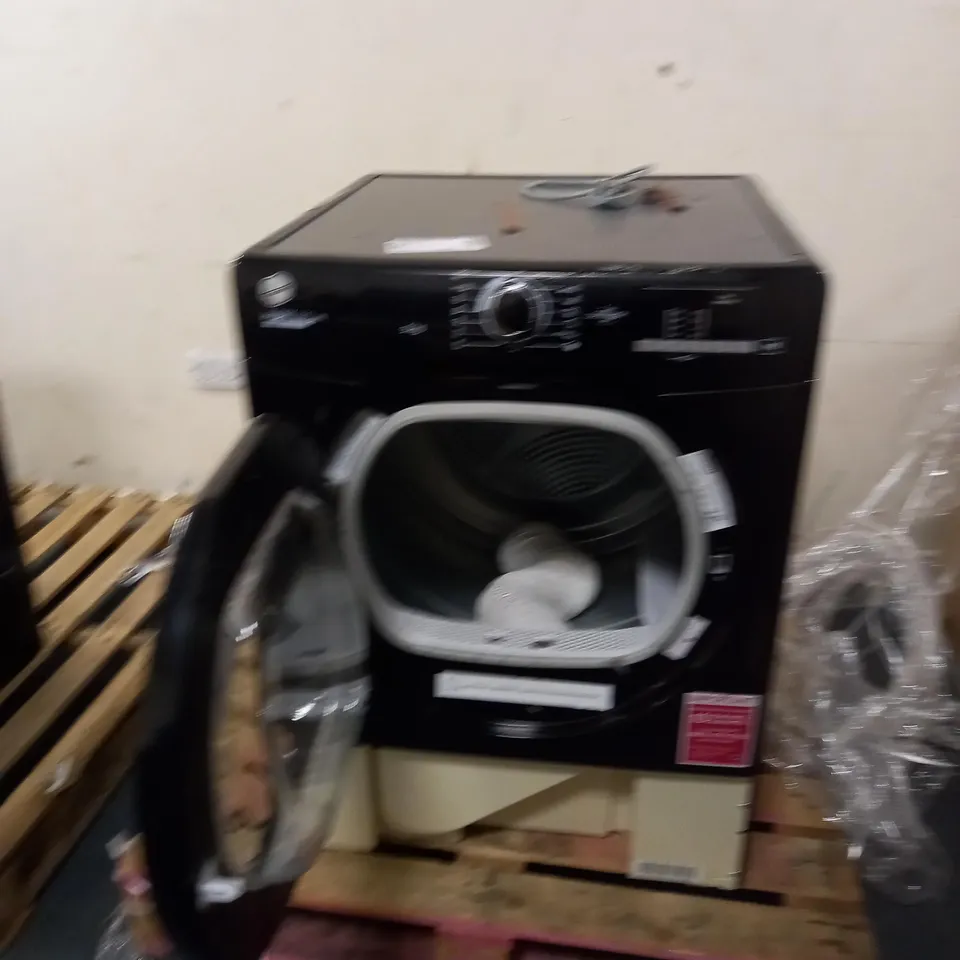 HOOVER FREESTANDING VENTED TUMBLE DRYER IN BLACK COLLECTION ONLY 