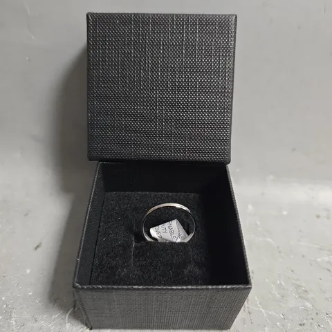 THE LOVE COLLECTION 9CT WHITE GOLD 2MM HEAVY D SHAPE BAND - O