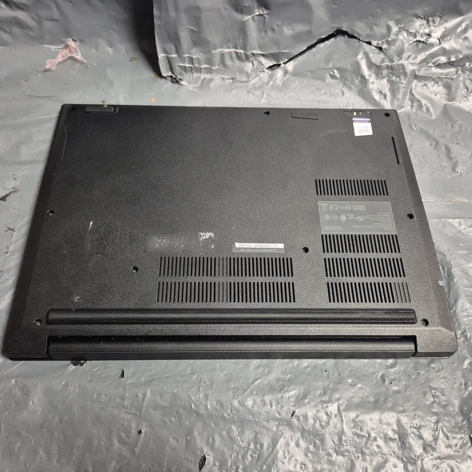 LENOVO THINKPAD - MODEL UNSPECIFIED