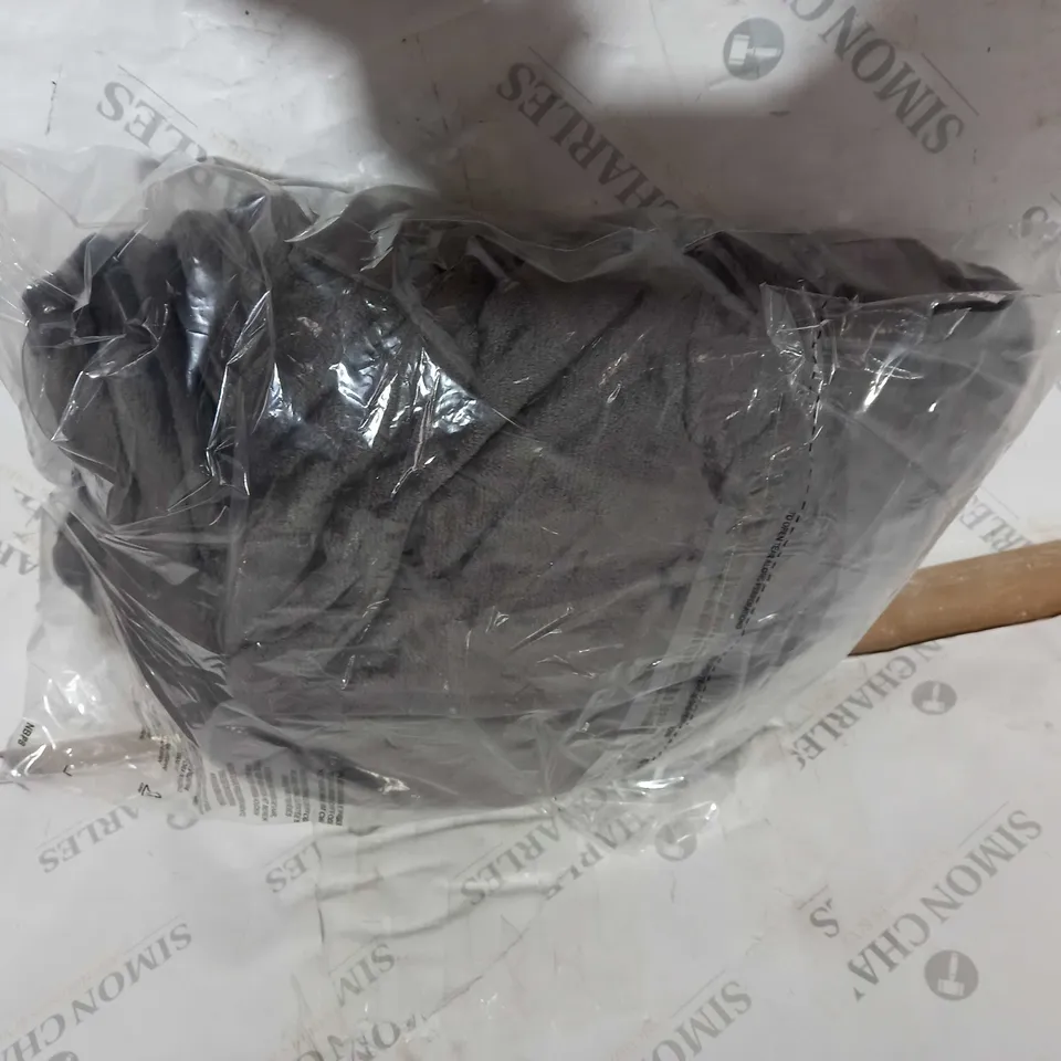 COZEE HOME VELVETSOFT HEATED THROW IN CHARCOAL 