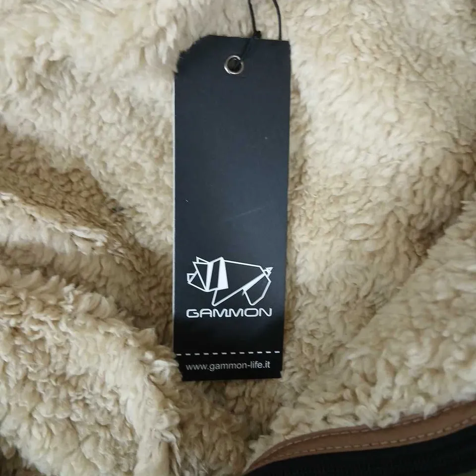 GAMMON OLIVE GREEN CAMOUFLAGE PARKA WITH FAUX SHEARLING LINING – SIZE S