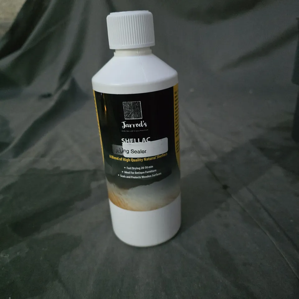 TOTE OF APPROXIMATELY 12 ASSORTED LIQUIDS TO INCLUDE: SHELLAC AND POOPER STAR